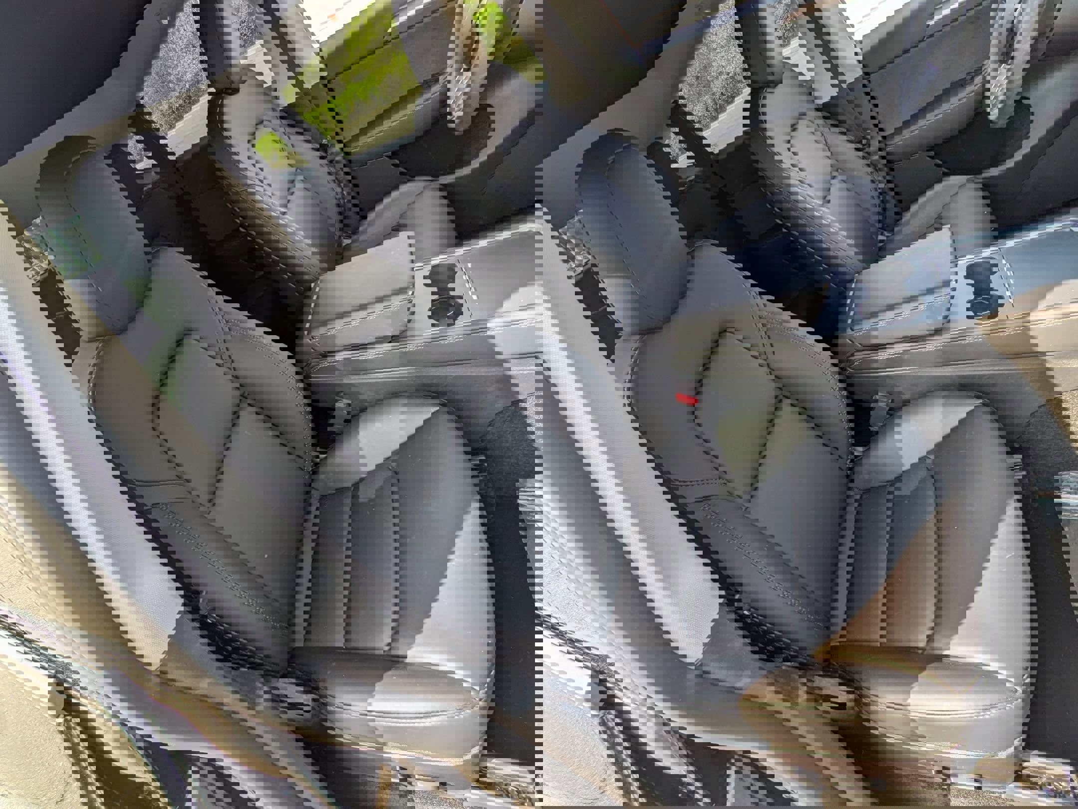 Used 2023 Tesla Model Y Performance image 25