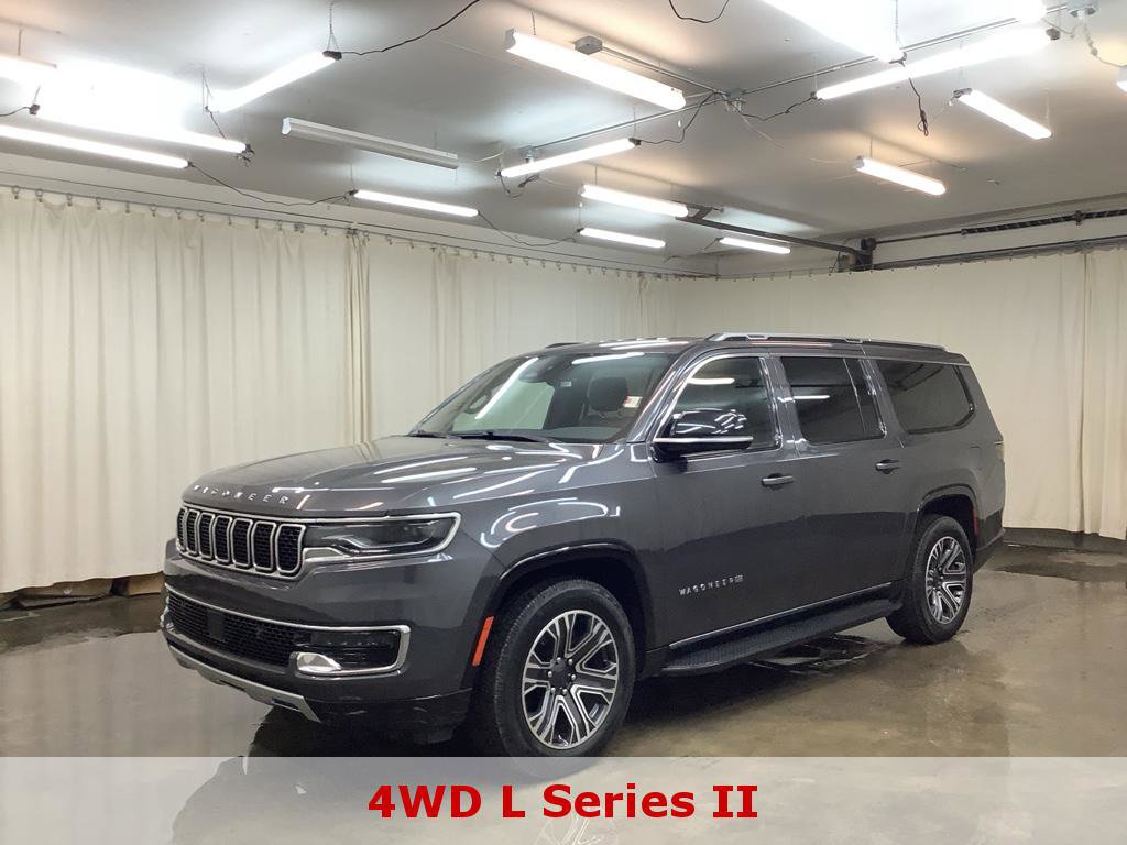 Used 2024 Jeep Wagoneer L Series II w/ Flexible Seating Group image 1