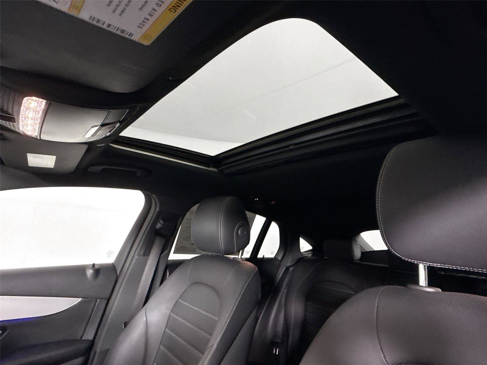 Used 2023 Mercedes-Benz GLC 300 4MATIC Coupe image 6