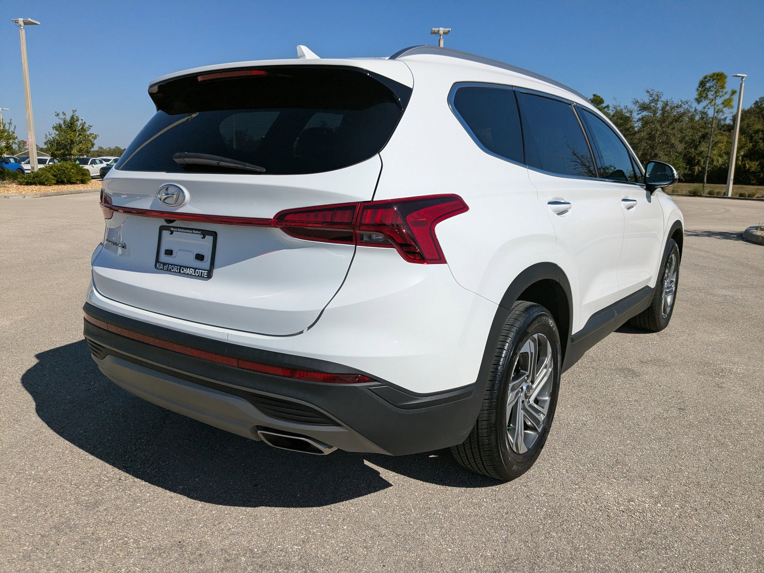 Used 2023 Hyundai Santa Fe SEL image 5