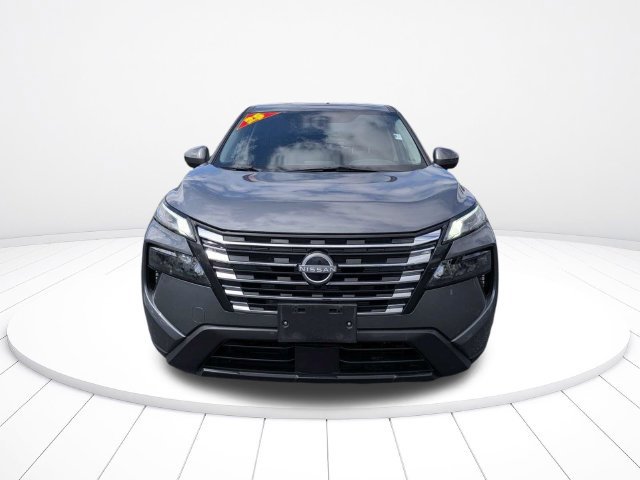 Used 2025 Nissan Rogue SV AWD/4WD image 8