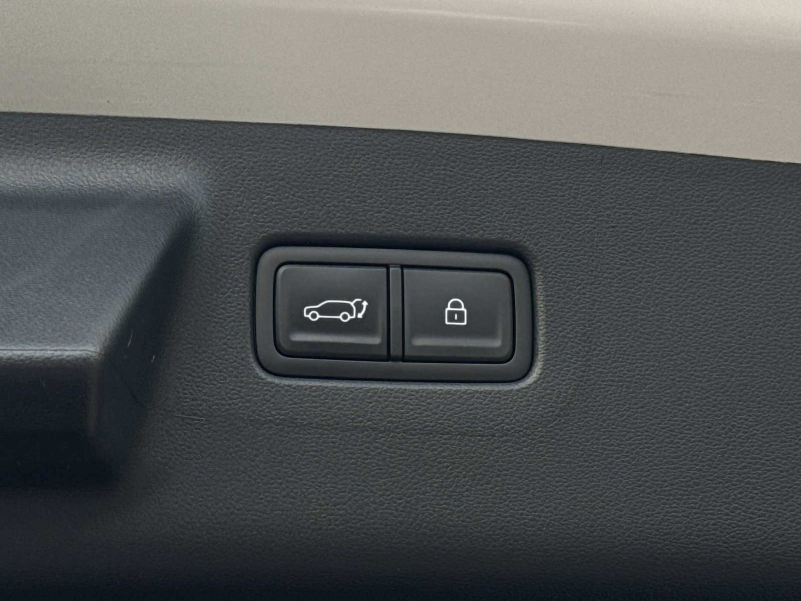 New 2026 Hyundai Santa Fe SEL FWD image 28