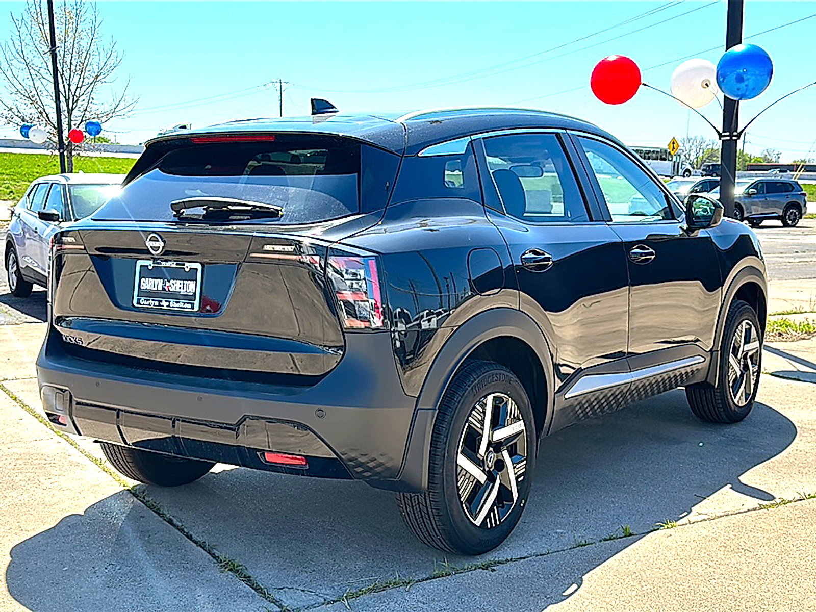 New 2026 Nissan Kicks SV w/ SV Premium Package image 8