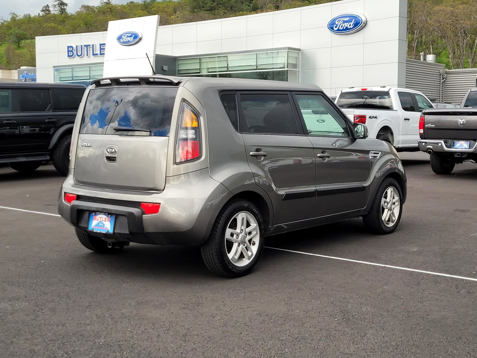 Used 2011 Kia Soul + w/ Audio Pkg image 5