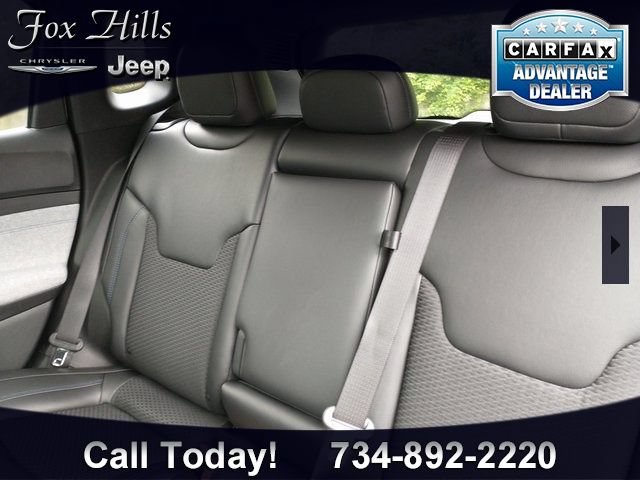 New 2023 Jeep Compass Latitude w/ Convenience Group AWD/4WD image 31