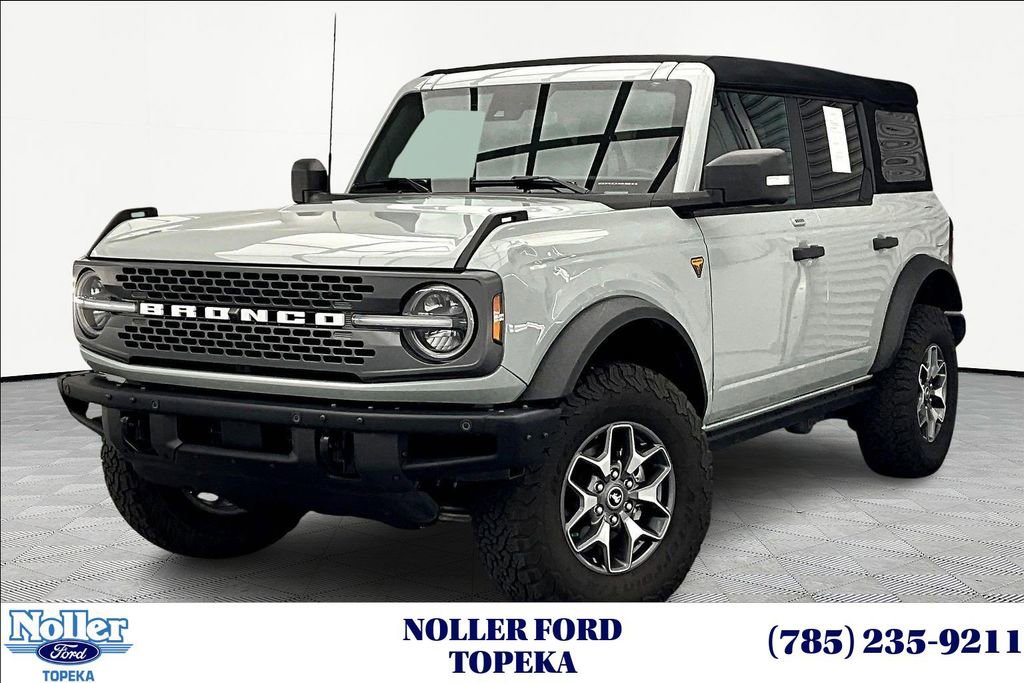 Certified 2023 Ford Bronco Badlands AWD/4WD image 1