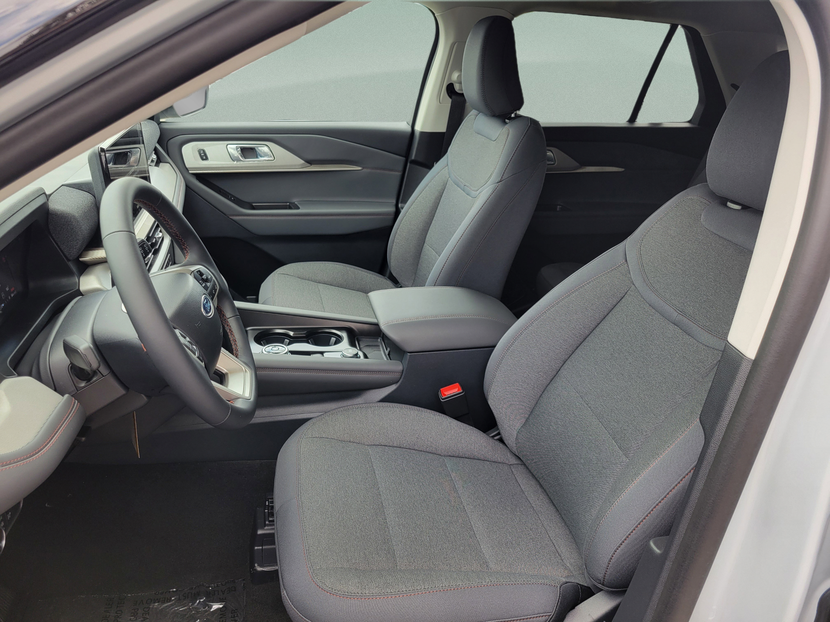 New 2026 Ford Explorer Active RWD image 17