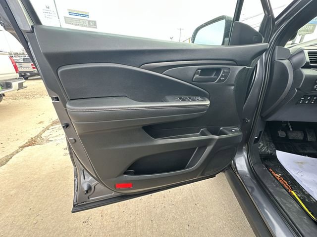 Used 2024 Honda Ridgeline TrailSport image 25