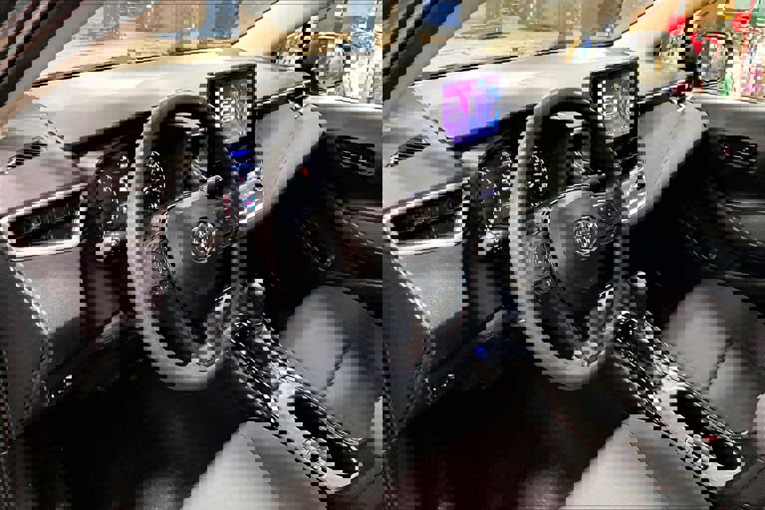 Certified 2024 Toyota Corolla LE image 15