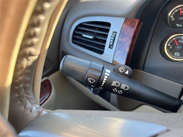 Used 2014 Chevrolet Silverado 2500 LTZ w/ LTZ Plus Package image 16