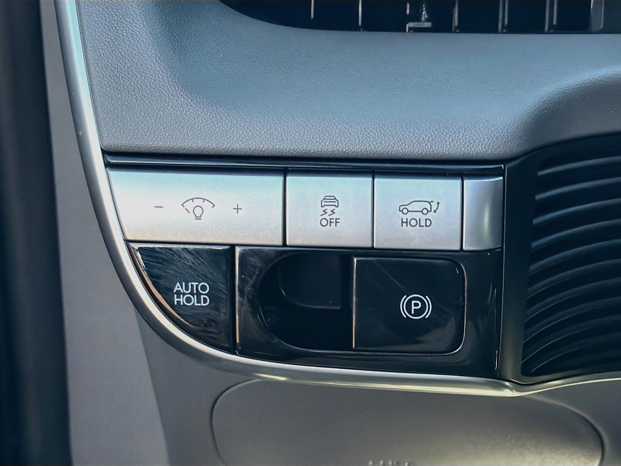 Used 2024 Hyundai Ioniq 5 SEL AWD/4WD image 17