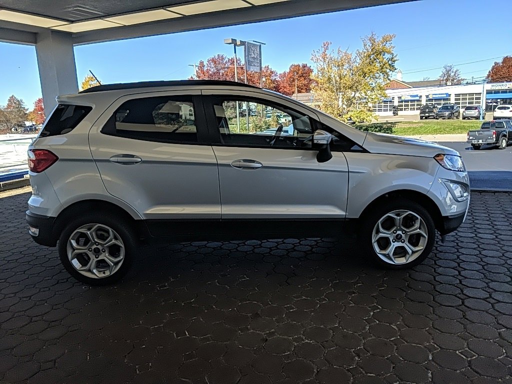 Used 2022 Ford EcoSport SE w/ SE Convenience Package image 4