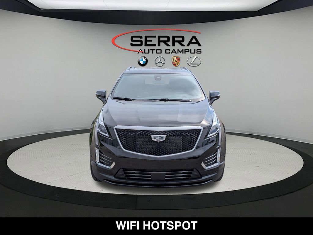 Used 2025 Cadillac XT5 Sportv w/ LPO, Red Accent Package AWD/4WD image 10
