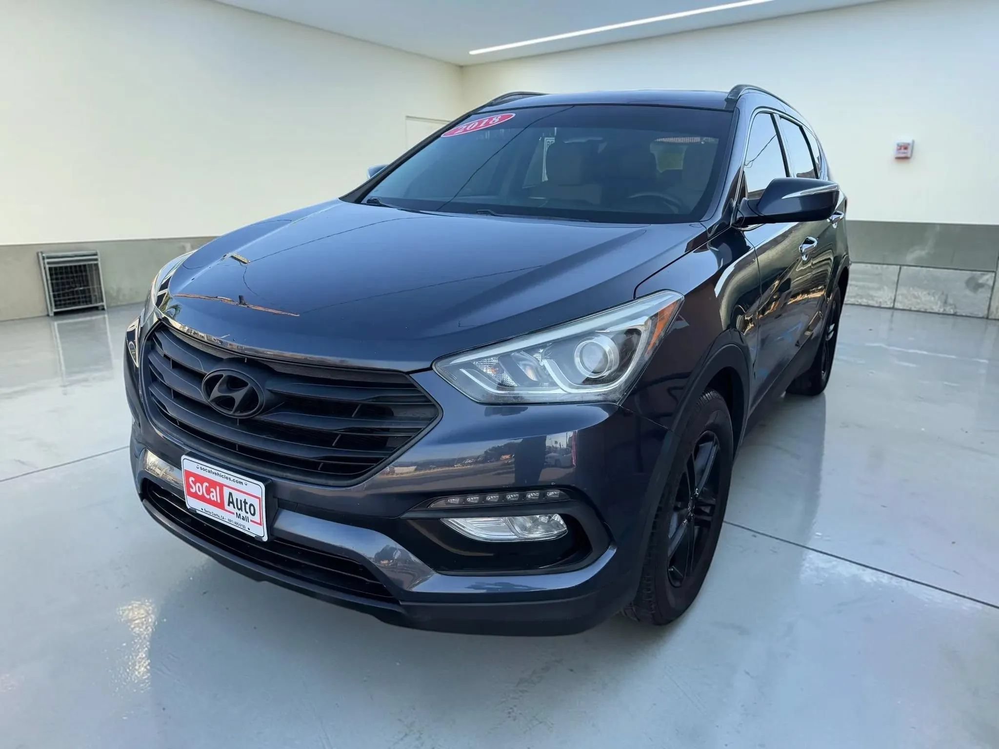 Used 2018 Hyundai Santa Fe Sport w/ 2.4L Value Package 02 FWD image 7