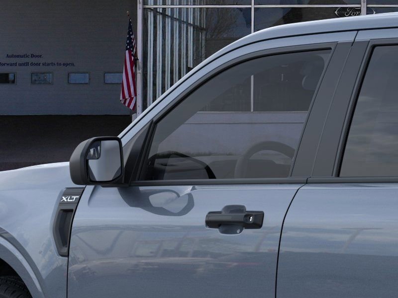 New 2025 Ford Maverick XLT image 21