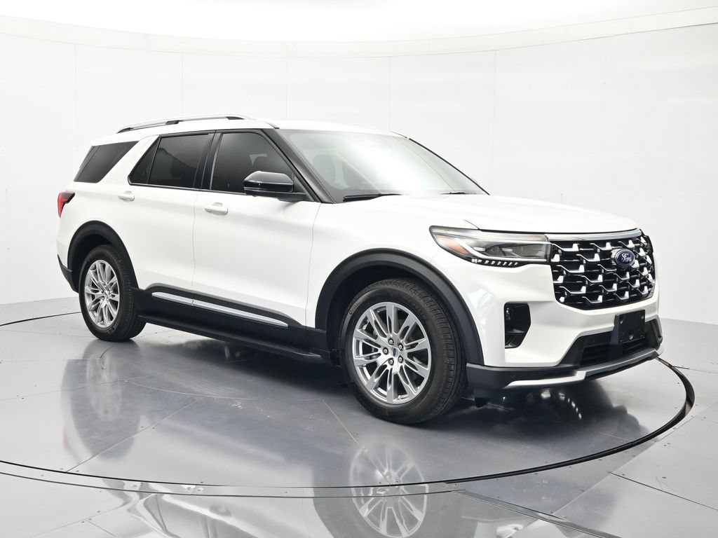 New 2026 Ford Explorer Platinum RWD image 3