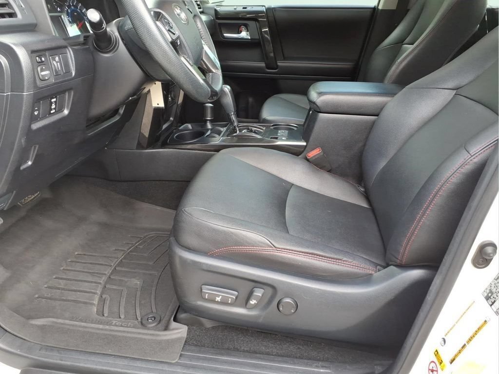 Used 2015 Toyota 4Runner Trail Premium AWD/4WD image 15