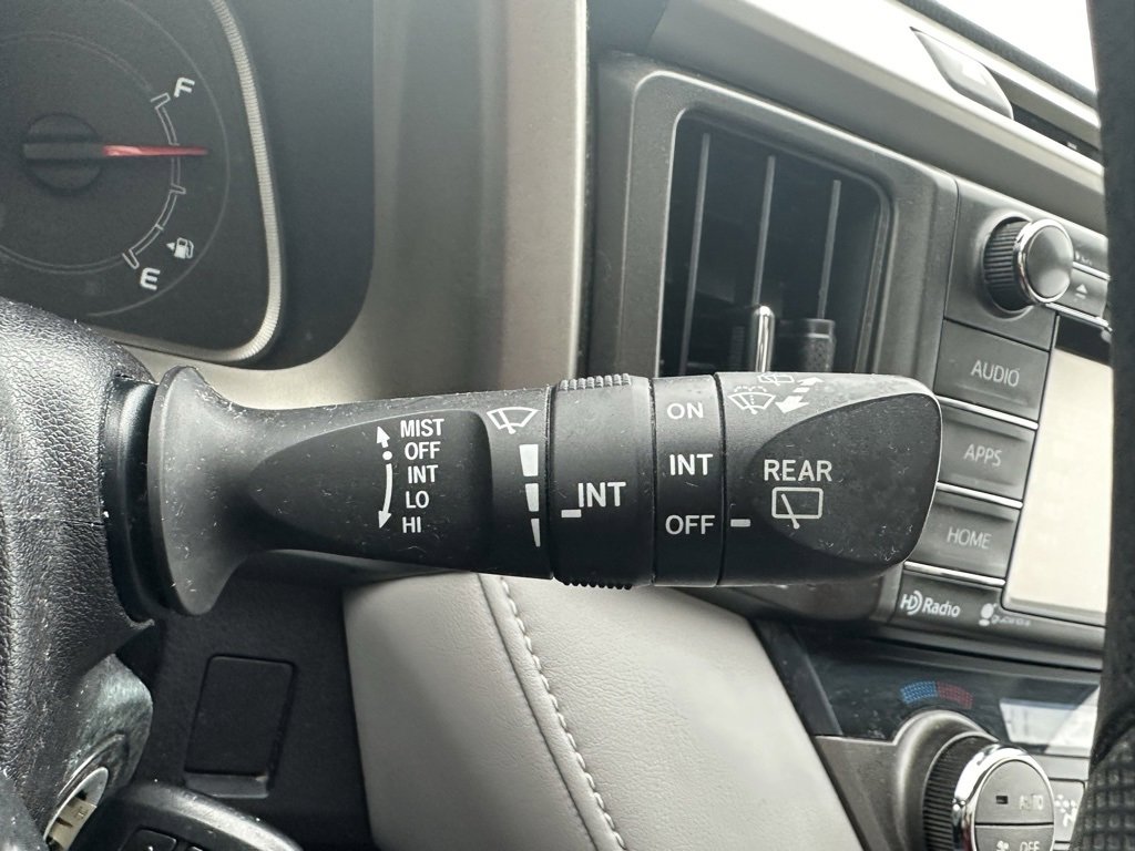 Used 2015 Toyota RAV4 XLE image 24