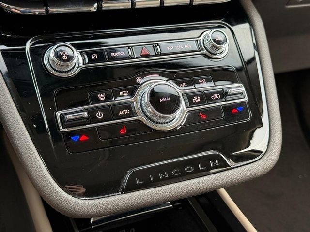 Used 2022 Lincoln Corsair FWD image 19