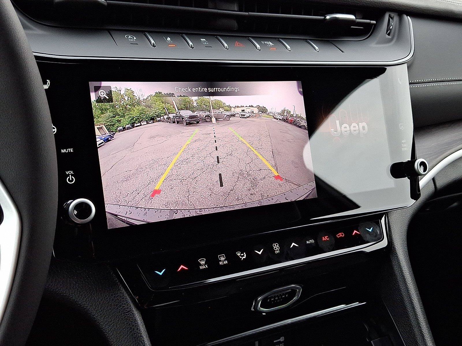 New 2026 Jeep Grand Cherokee Altitude AWD/4WD image 11