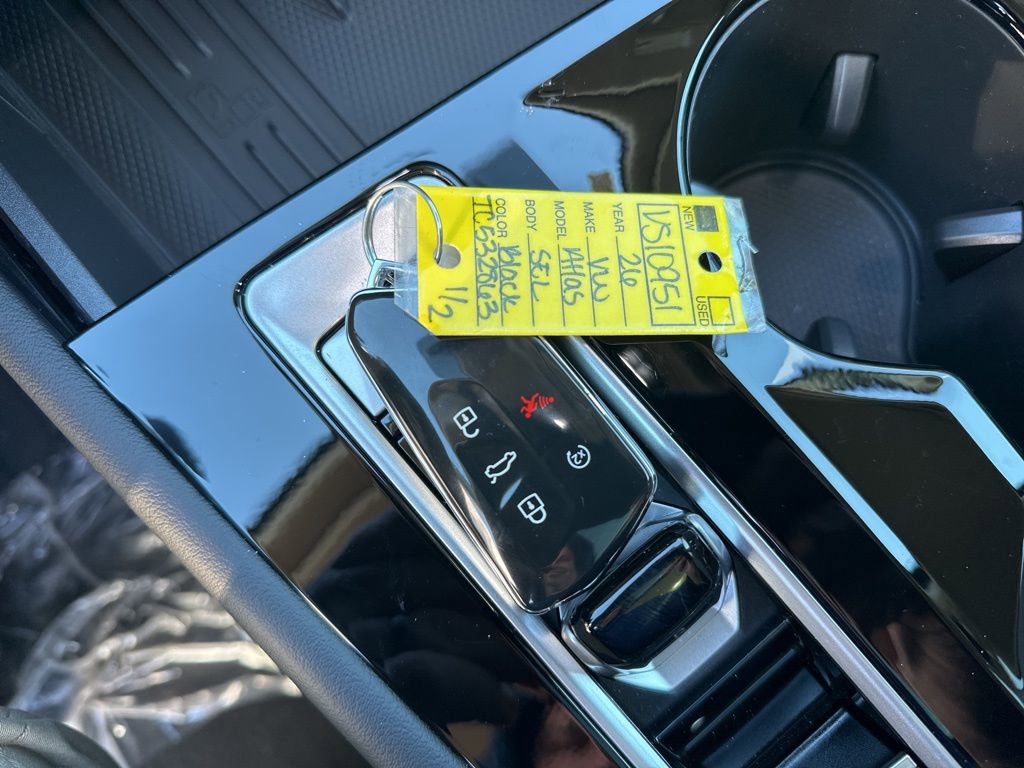 New 2026 Volkswagen Atlas SEL image 32