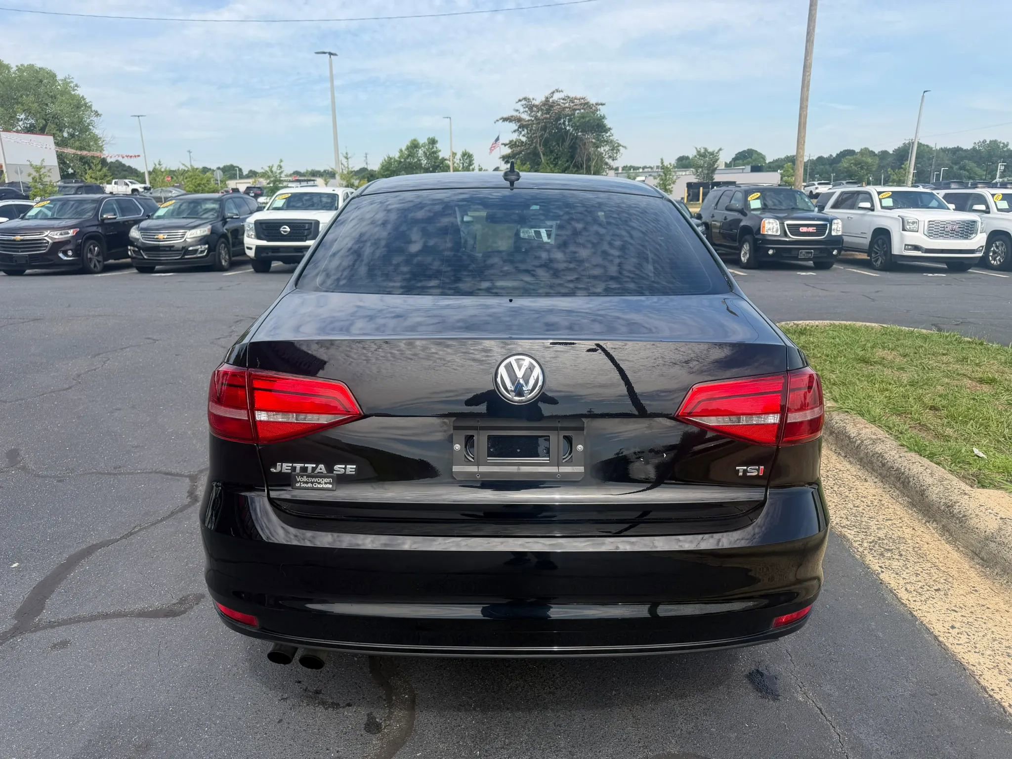 Used 2015 Volkswagen Jetta SE FWD image 6