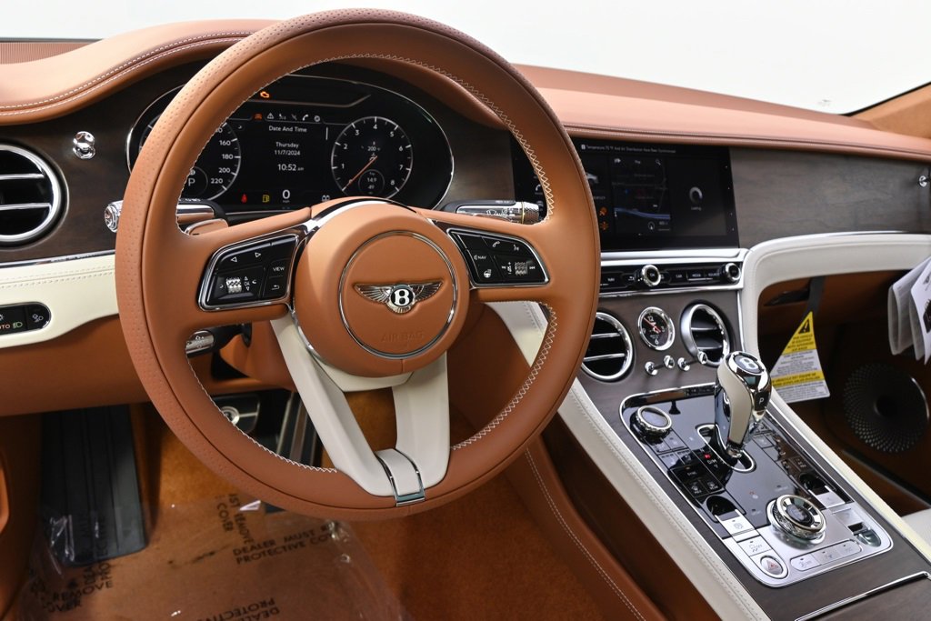 Used 2024 Bentley Continental GT image 12