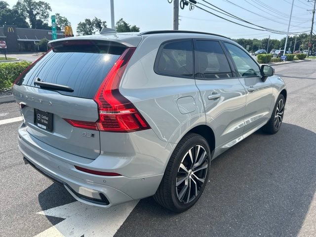 Certified 2024 Volvo XC60 B5 Plus AWD/4WD image 5