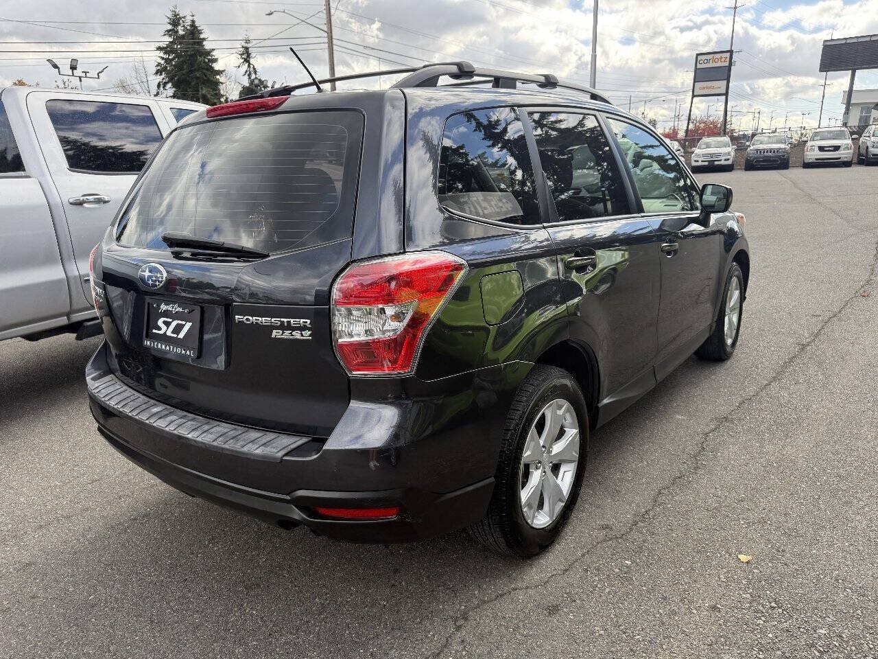Used 2015 Subaru Forester 2.5i w/ Alloy Wheel Package AWD/4WD image 5