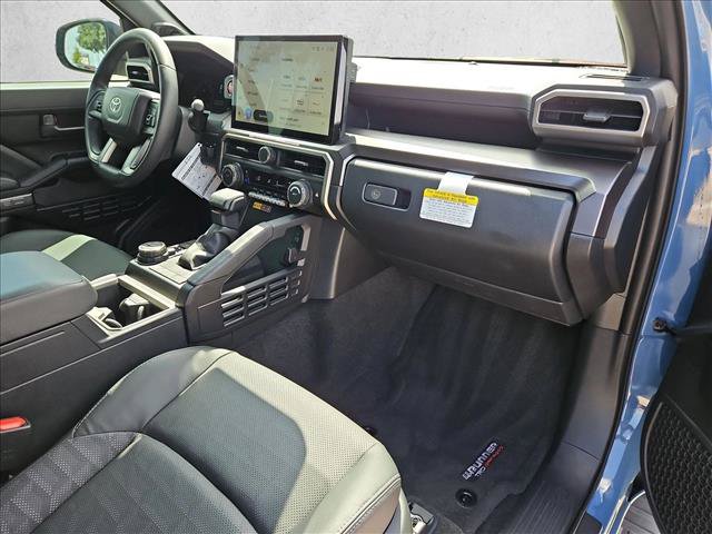 Used 2025 Toyota 4Runner TRD Off-Road Premium w/ Tow Technology Package AWD/4WD image 23