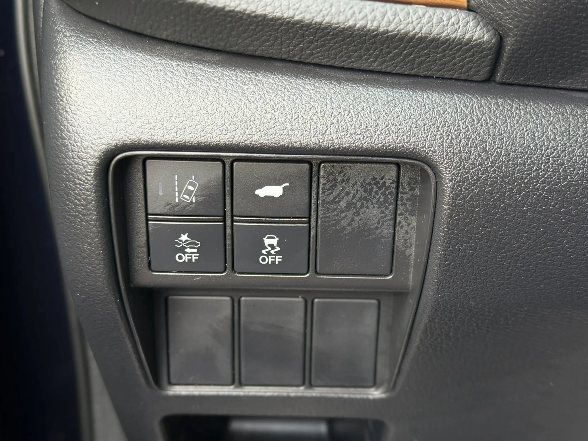 Used 2018 Honda CR-V Touring image 21