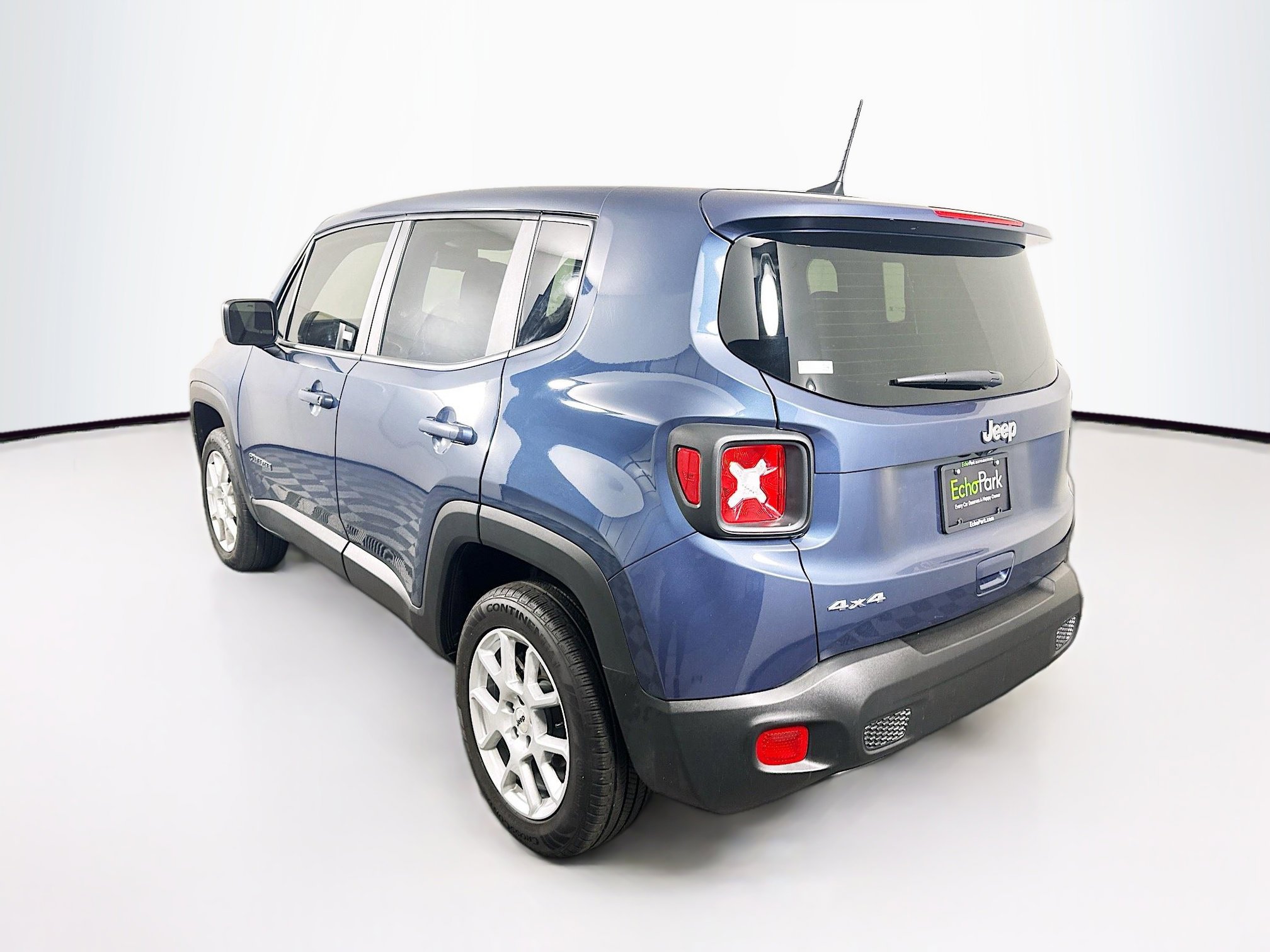 Used 2023 Jeep Renegade Latitude image 5