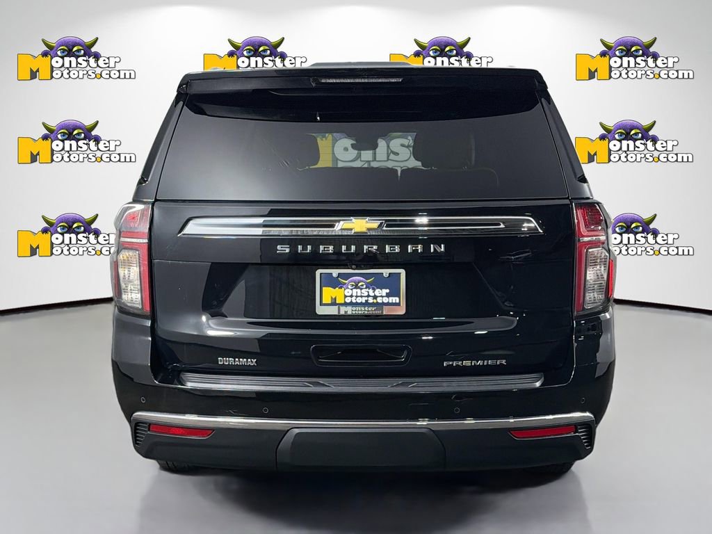 Used 2023 Chevrolet Suburban Premier w/ Premium Package image 6
