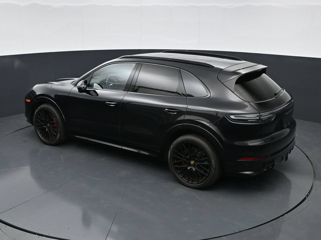 Used 2023 Porsche Cayenne GTS AWD/4WD image 37
