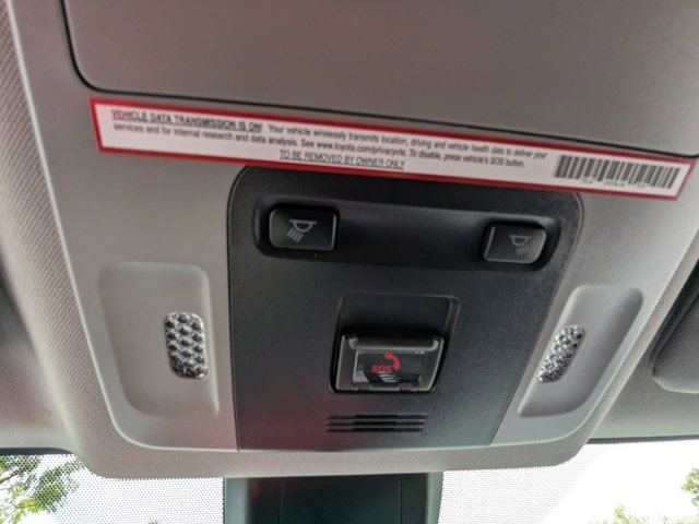 Used 2020 Toyota Camry SE image 16