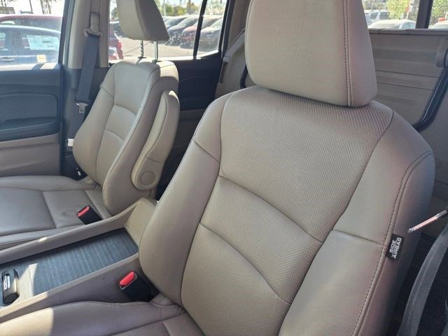 Certified 2023 Honda Ridgeline RTL image 11