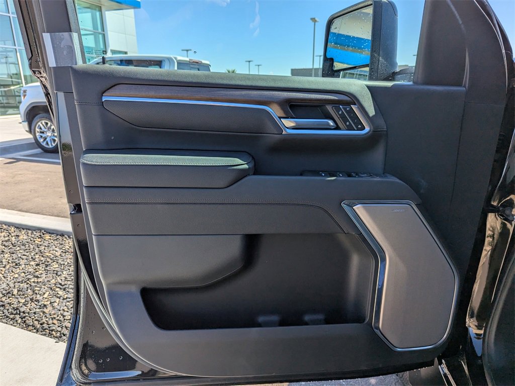 New 2025 Chevrolet Silverado 2500 High Country w/ Midnight Edition image 8