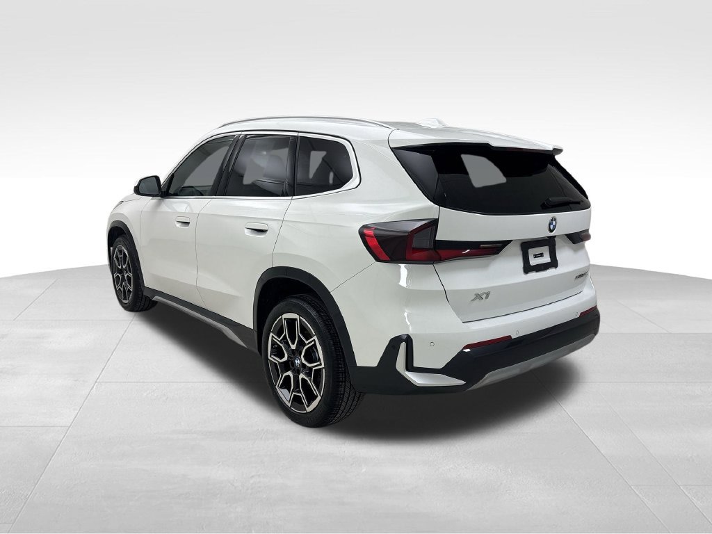 Certified 2025 BMW X1 xDrive28i w/ Convenience Package AWD/4WD image 7