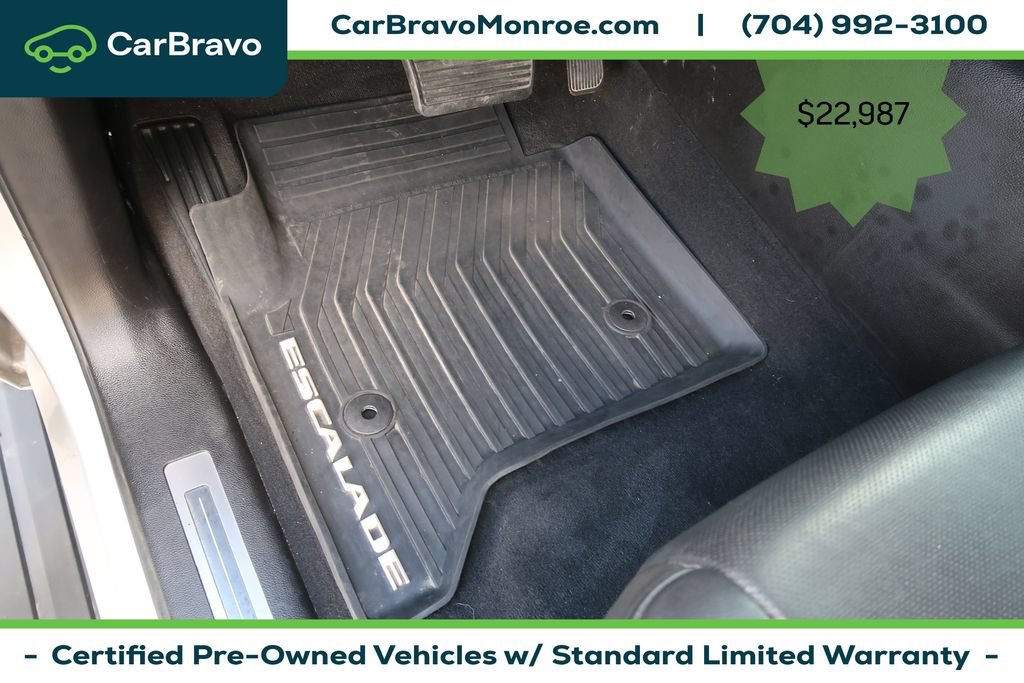 Certified 2018 Cadillac Escalade Premium Luxury AWD/4WD image 14
