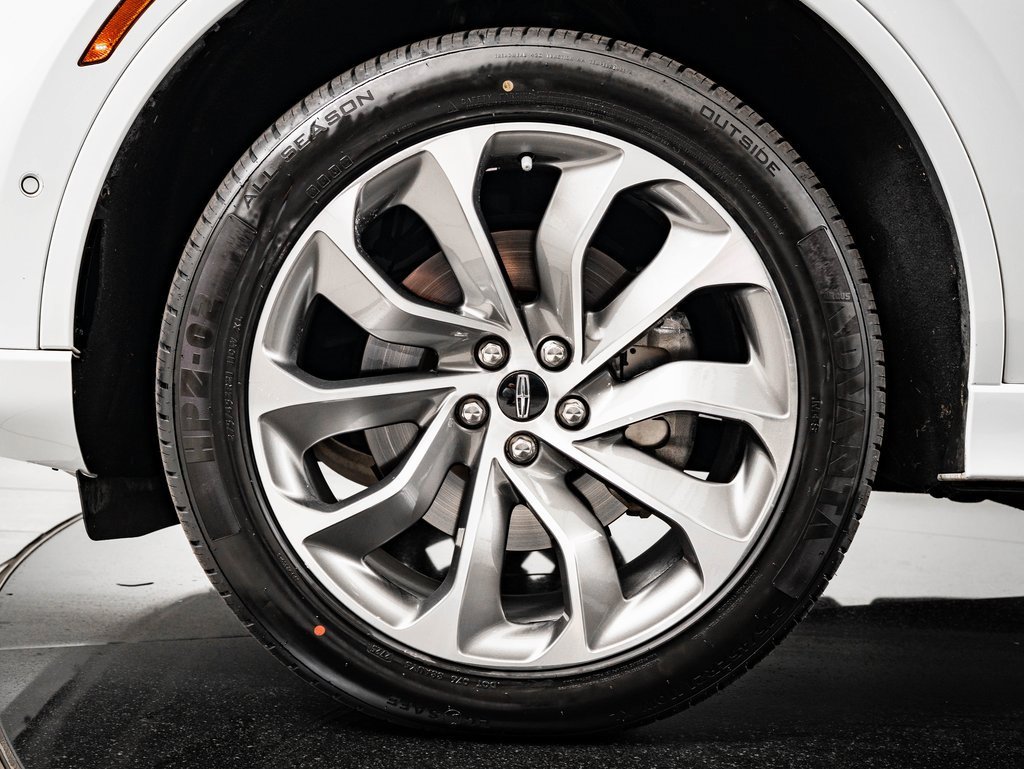 Used 2022 Lincoln Aviator Grand Touring w/ Equipment Group 301A image 13