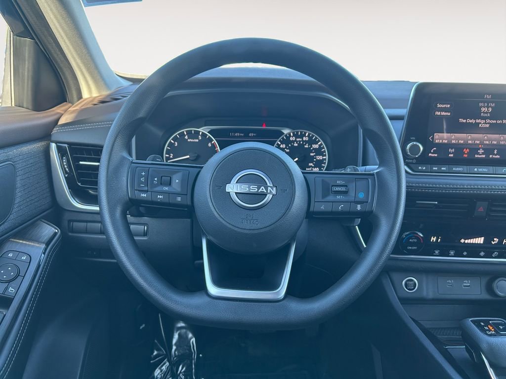 Used 2022 Nissan Rogue SV AWD/4WD image 15