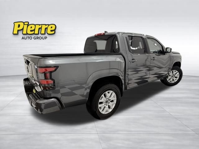 Used 2023 Nissan Frontier SV image 5