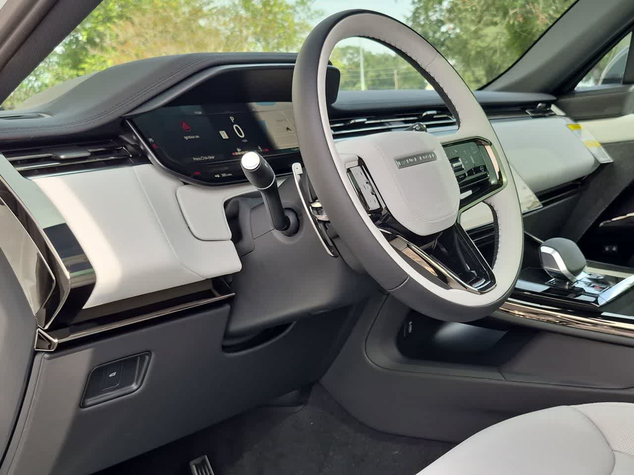 New 2027 Land Rover Range Rover Sport Dynamic SE AWD/4WD image 10