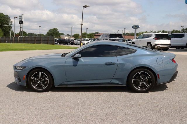 Used 2024 Ford Mustang Premium image 4