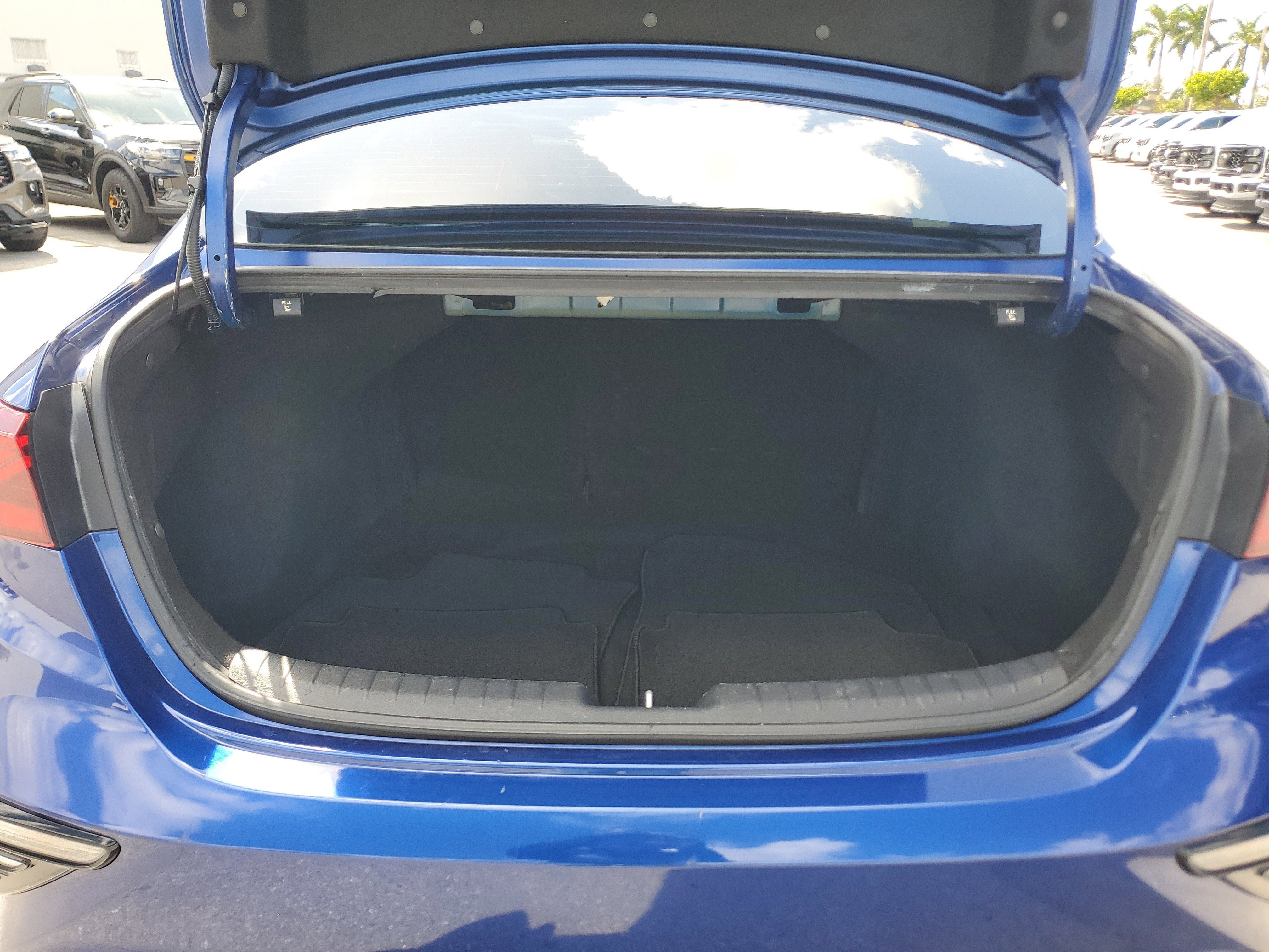 Used 2019 Kia Forte LXS image 28