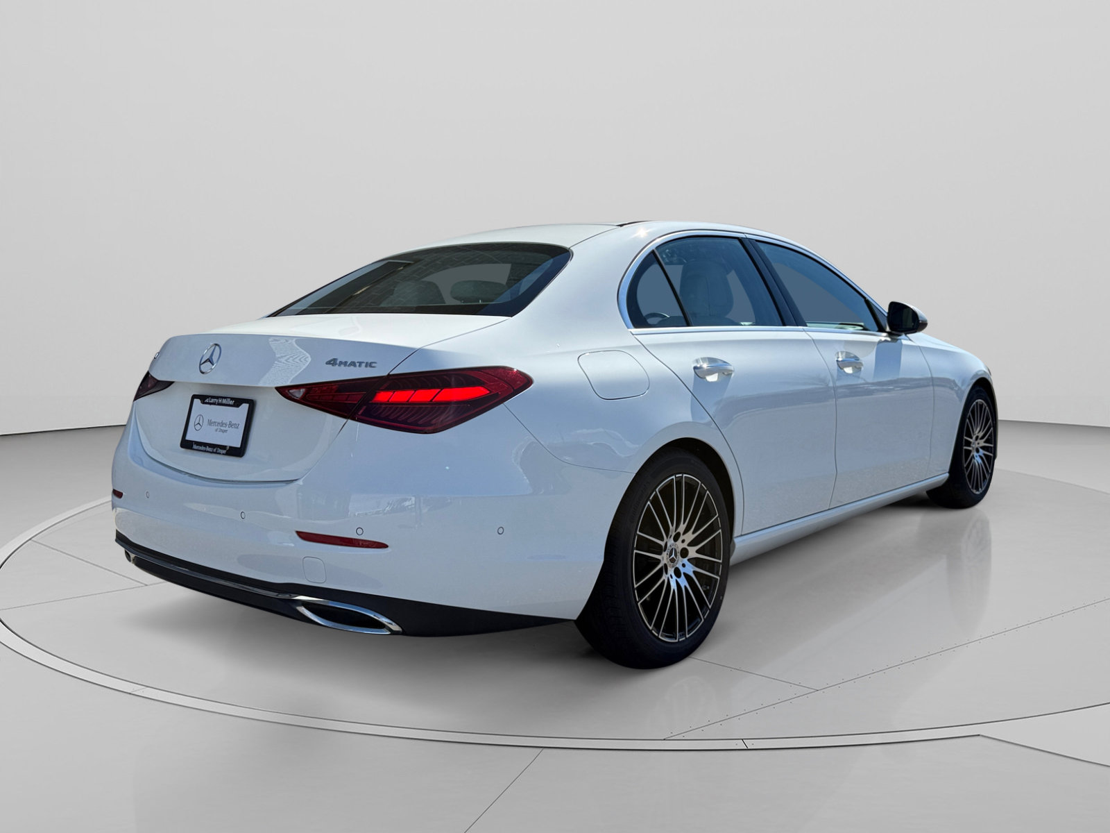 Certified 2025 Mercedes-Benz C 300 4MATIC Sedan image 5