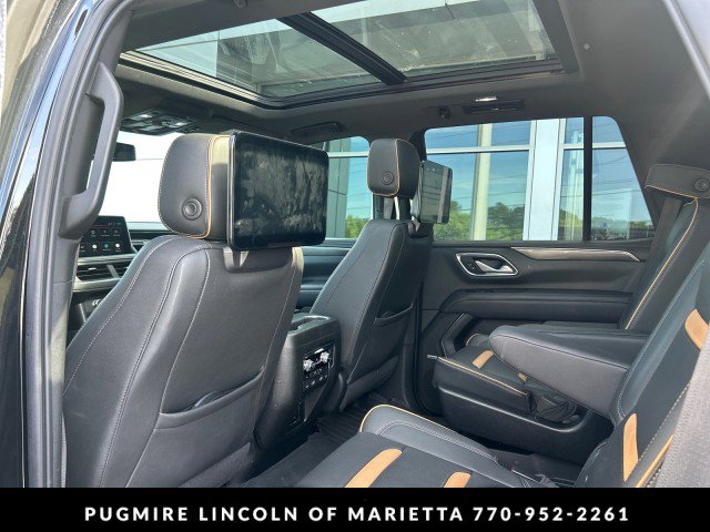 Used 2022 GMC Yukon AT4 w/ AT4 Premium Package AWD/4WD image 4
