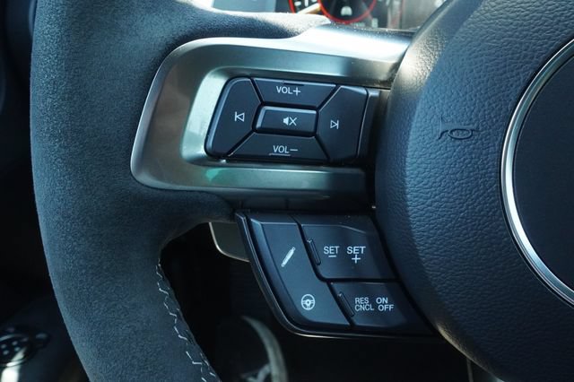Used 2022 Ford Mustang Shelby GT500 w/ Technology Package RWD image 13