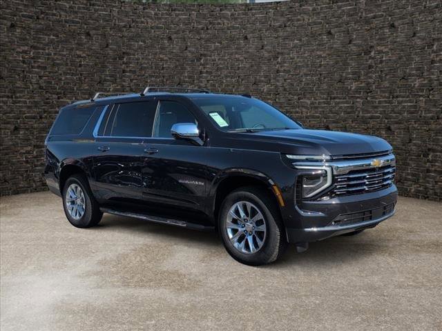 New 2026 Chevrolet Suburban Premier image 2