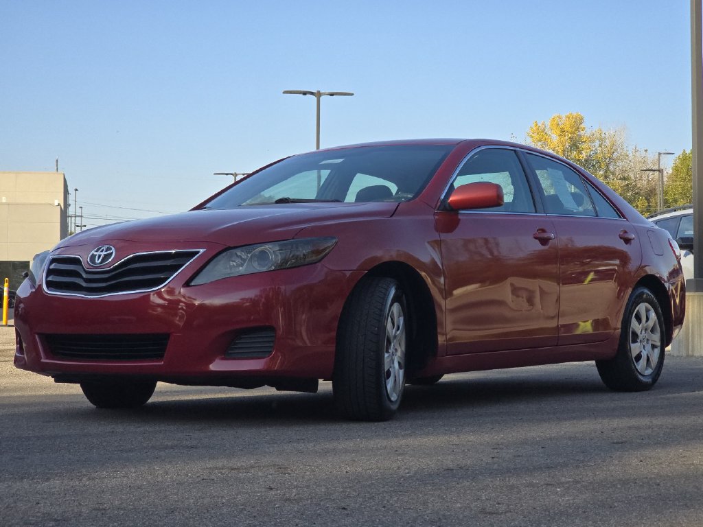 Used 2011 Toyota Camry LE FWD image 8
